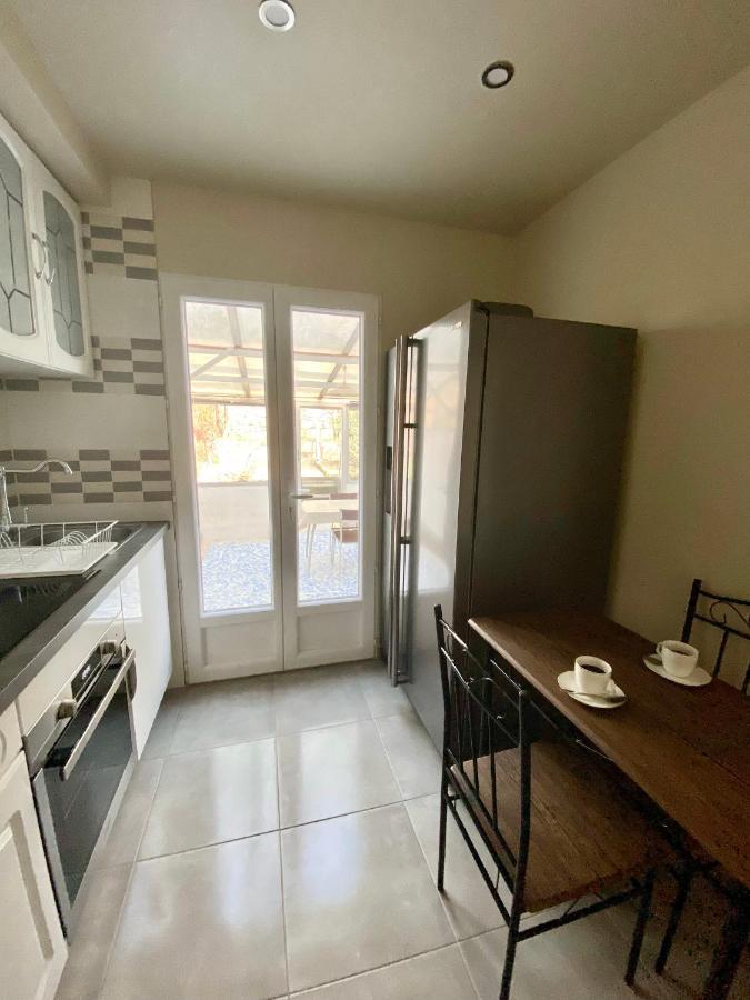 Maison Face A La Cite Carcassone Kültér fotó